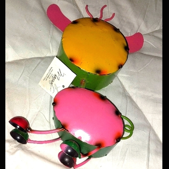 Colorful Piggy Metal Display Decor - Picture 2 of 7